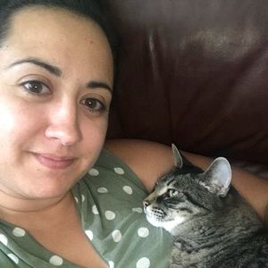 Meet your Posher, Angela